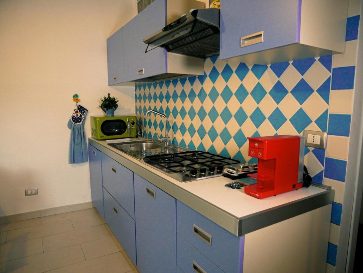 Mare Roccia Beachfront Apartment Taormina Exteriör bild