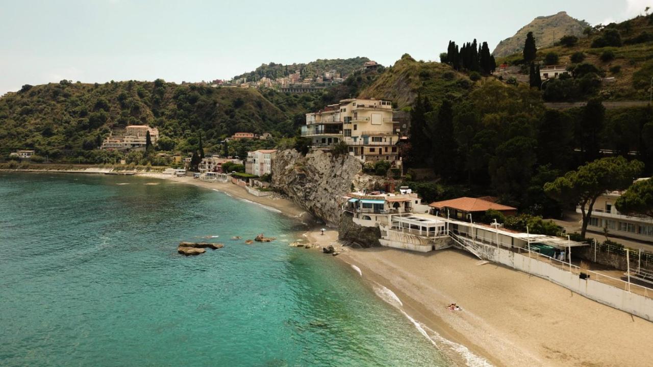 Mare Roccia Beachfront Apartment Taormina Exteriör bild